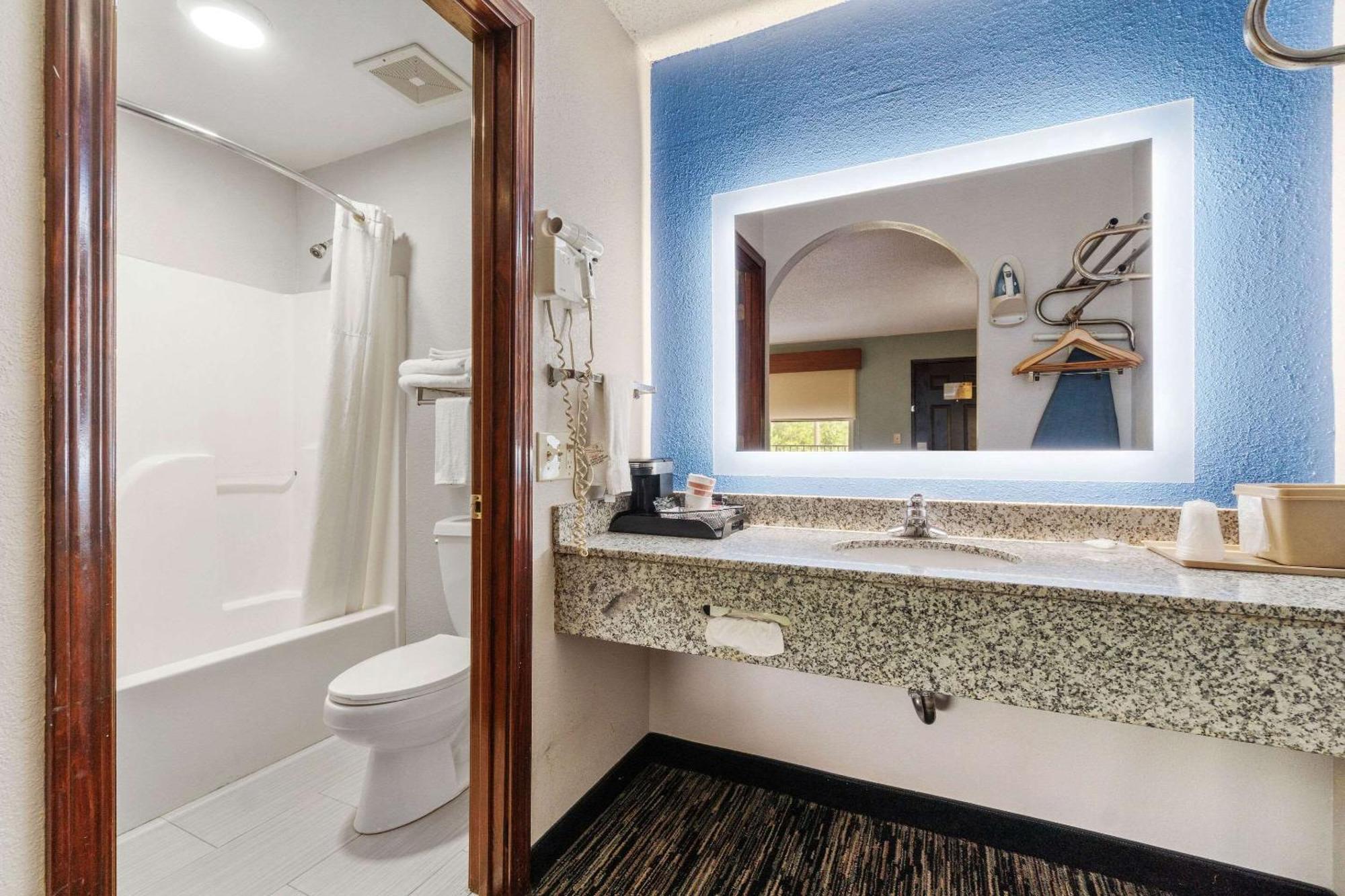 Quality Inn Adairsville-Calhoun South Экстерьер фото